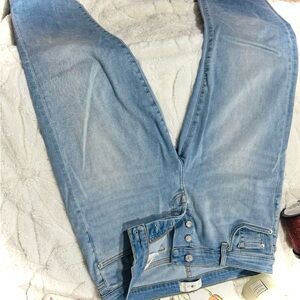 7 For All Mankind Light Wash Straight Leg Jeans Size 8 Mid Rise Classic Fit